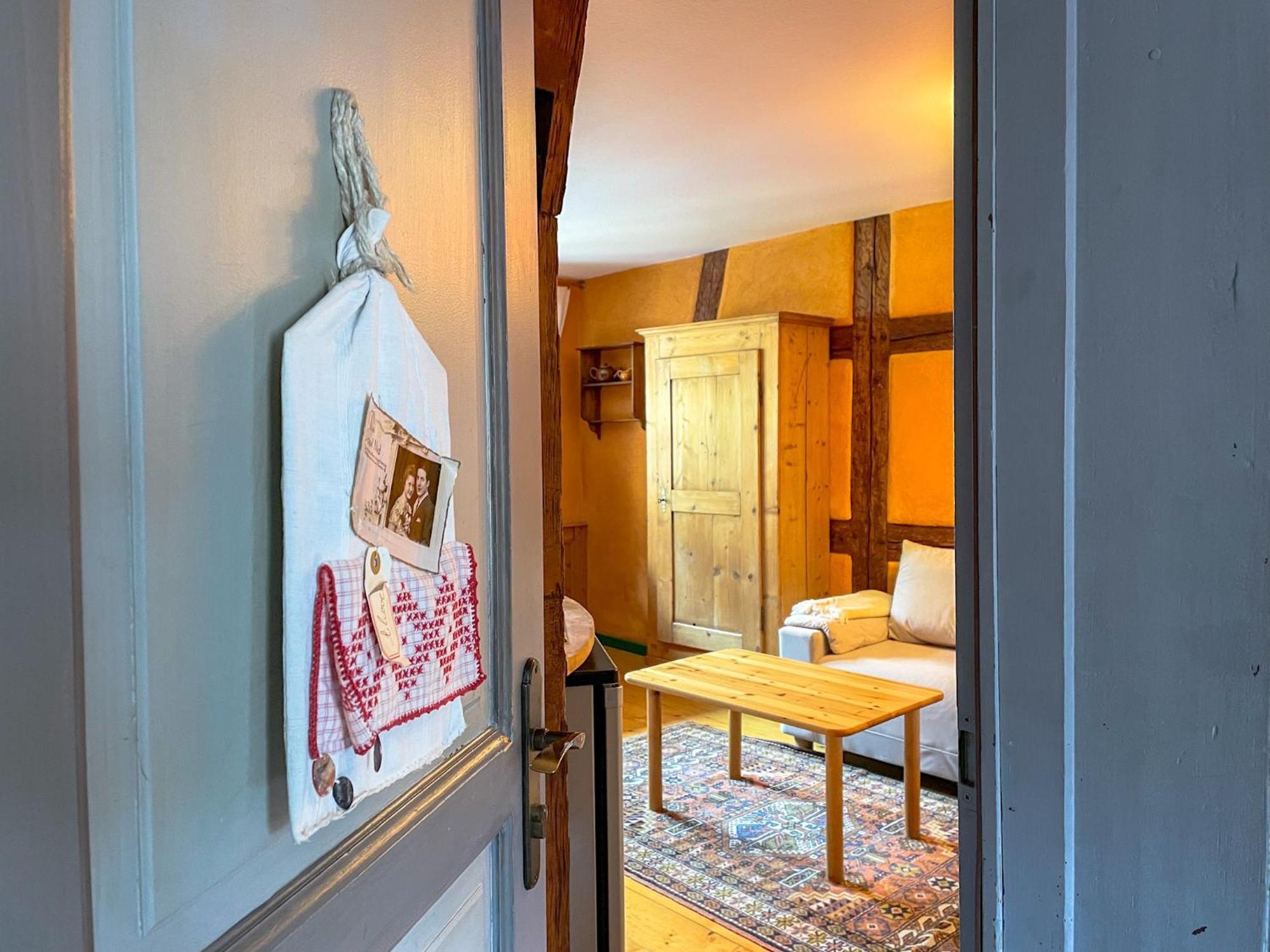 La Maison Bleue - Historic House In The Heart Of Riquewihr Exterior photo